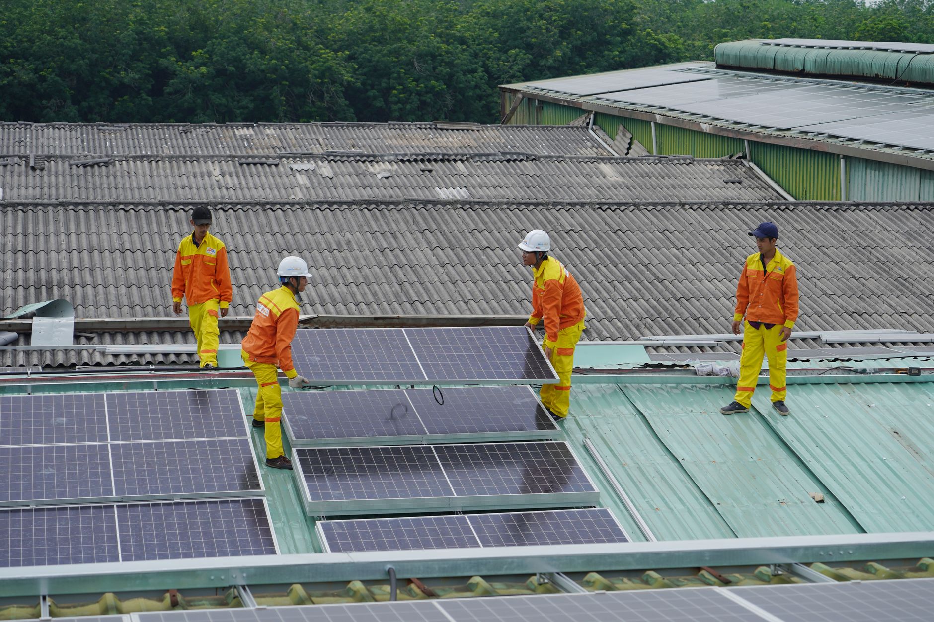 In-Roof (Integrated) Solar Installation
